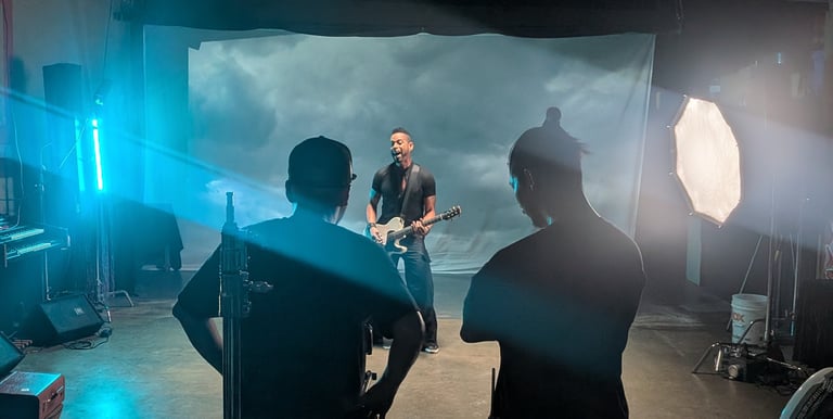 F\video filming a shoot in dark space Torrance