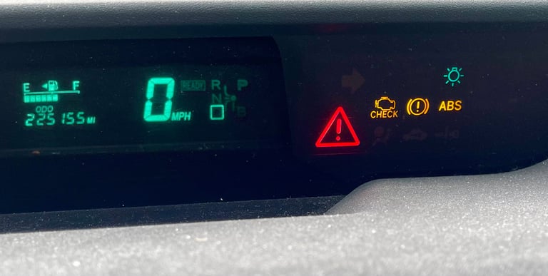 Prius hybrid battery trouble warning light red triangle of death GoGoHybridBattery.com 