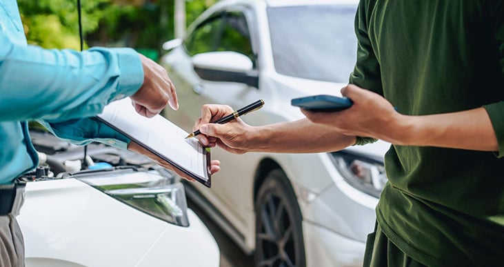 Automobilių supirkimas Lietuvoje – automobilio apžiūra prieš pateikiant kainos pasiūlymą
