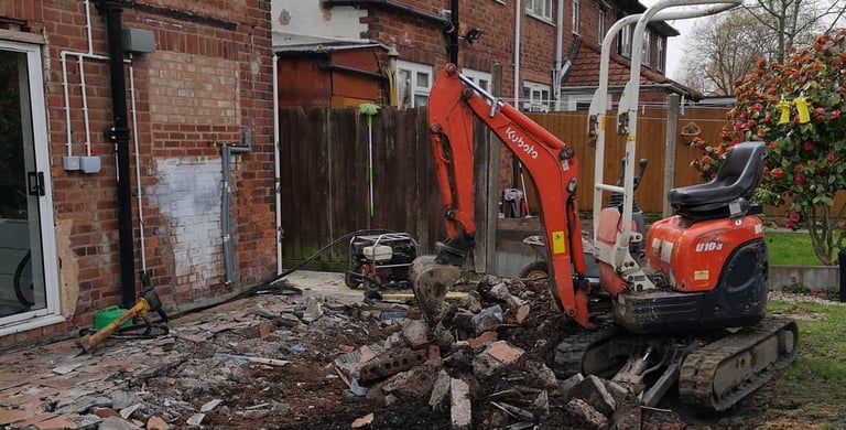 Digger hire for home extension project in Oldbury and nearby Tipton