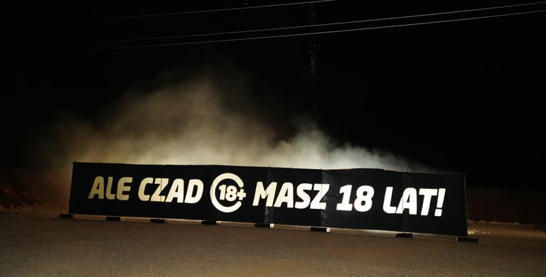 Kreatywny prezent na 18 ale czad masz 18 lat osiemnastka pirotechnika