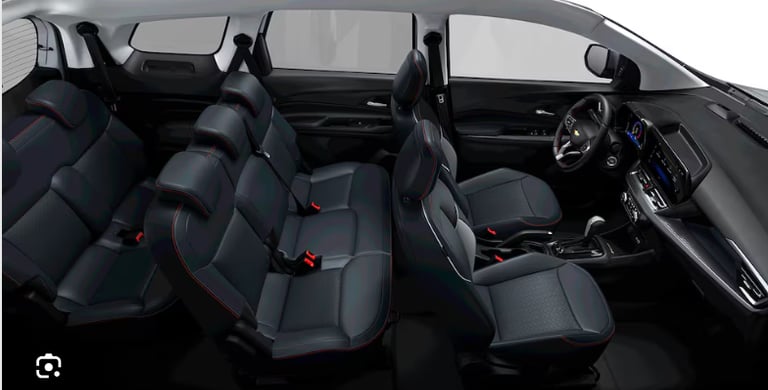 Visão completa do interior da Spin 1.8 Premier