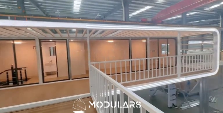 Vivienda modular VM2A1 de doble piso personalizable, MODULARS España