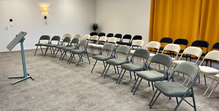Disposition conférence salle 55 m²