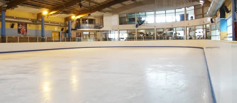 Ty Bayon - Activités pour vos P'tits Loups - Patinoire du Scorff