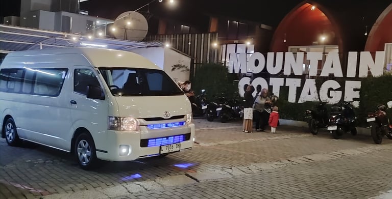 Sewa-hiace-surabaya-gunung-bromo