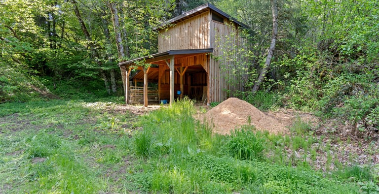 Professional Exterior Photography - Lifestyle Barn