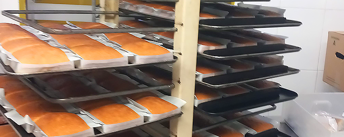 Sobaos grandes recién horneados