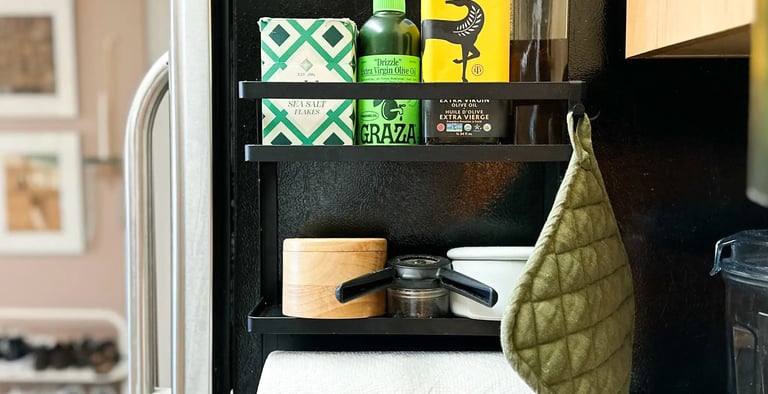 hybrid magnetic spice rack and vertical spice rack organization in small kitchen