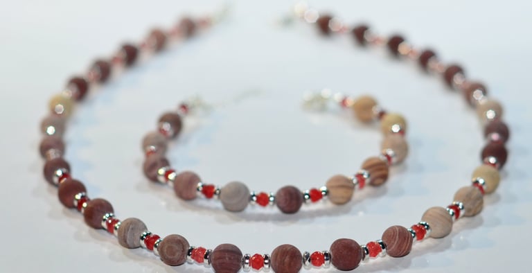 sets - handmade necklaces and bracelets made of natural stones