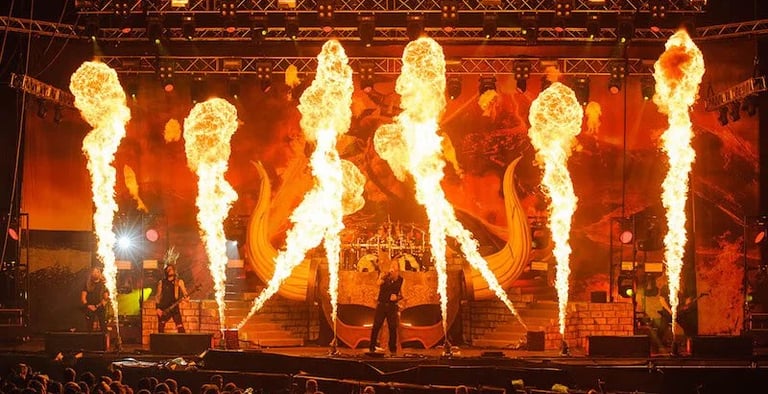 machine à flammes festival