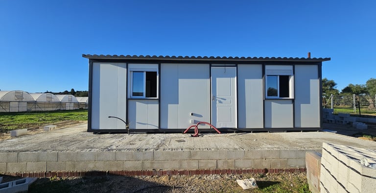 casa prefabricada con pannel Sándwich