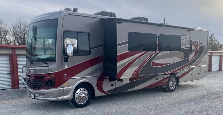 Rv detailing
