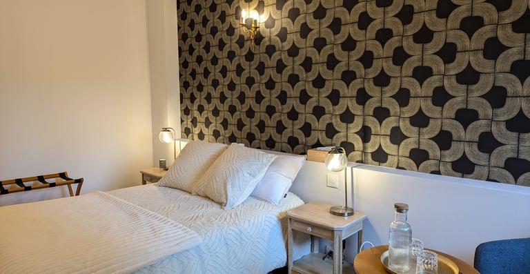 Lit double de la chambre Améthyste