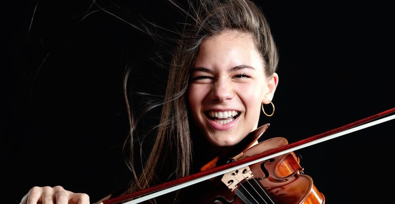 Vikoria Aurelia Höck - Violine