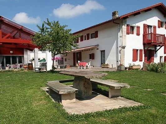 Restaurant Ascain, Achafla Baïta