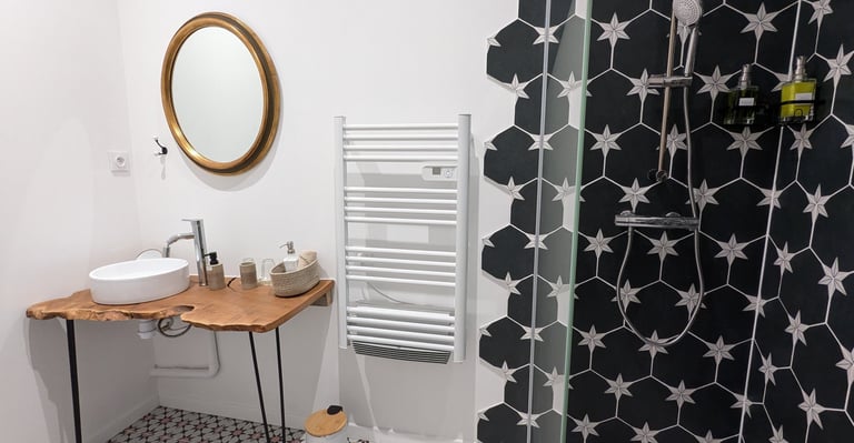 salle d'eau de la chambre Améthyste