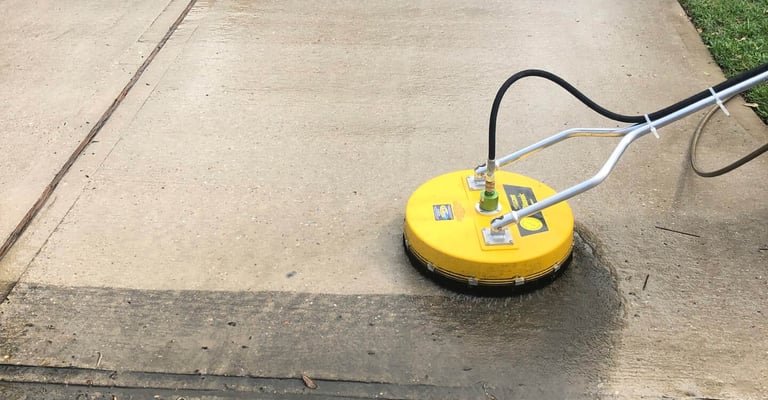 Pressure floor scrubber