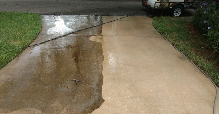 Before and after INNOVATION Property Services pressure washing