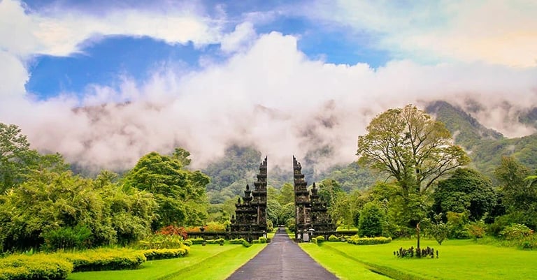 Handara Gate Bali – The Iconic Gateway to Paradise