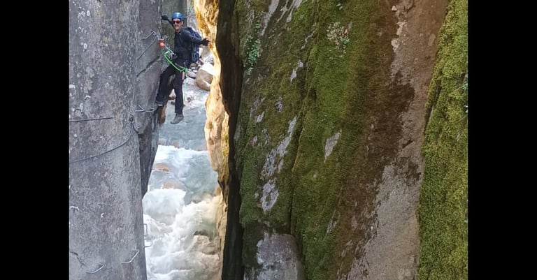 via ferrata d'ailefroide debutants et familles, proche de Briancon, L'argentières Guillestre