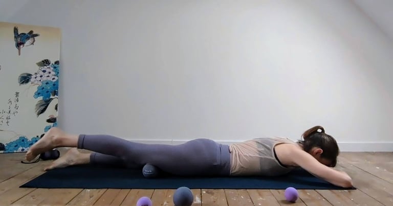 Yoga balles auto-massage quadriceps
