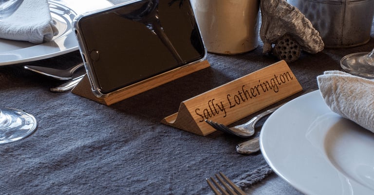 Wedding favours and phone cradles