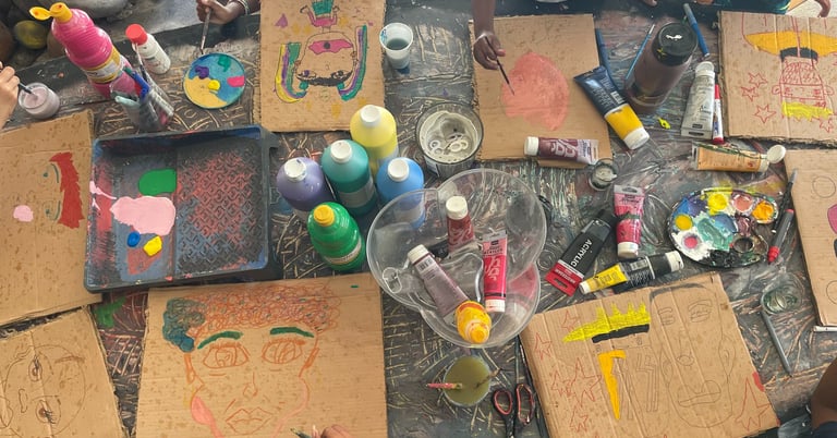 Atelier artistique sur carton - 1SO