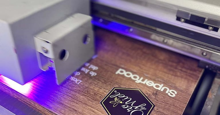 Somos una IMPRENTA digital y offset ✓ enviós a todo Lima, nos dedicamos a la impresión láser a color y estamos ubicados en pl