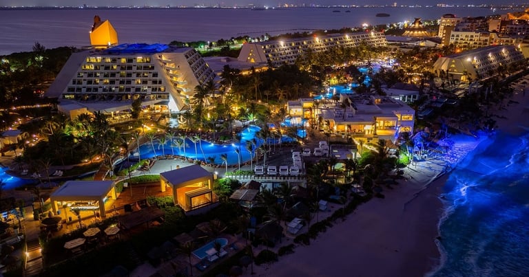 5⭐️ The Pyramid Cancun by Oasis - All Inclusive