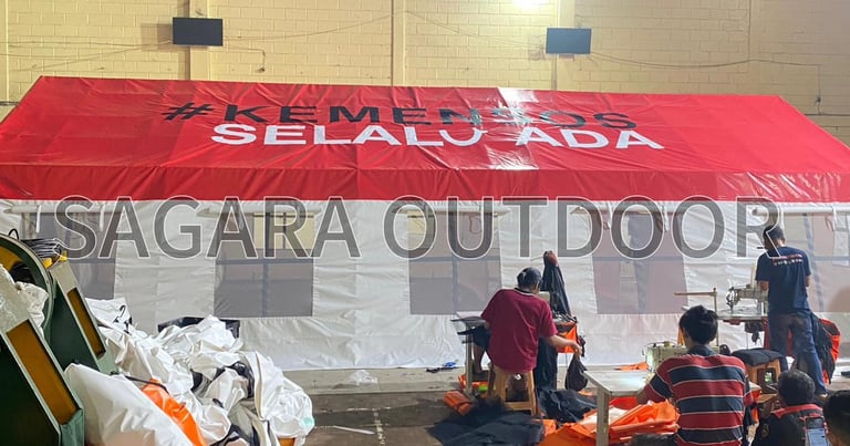 tenda serbaguna kemensos ri sedang di buat di pabrik tenda sagara outdoor