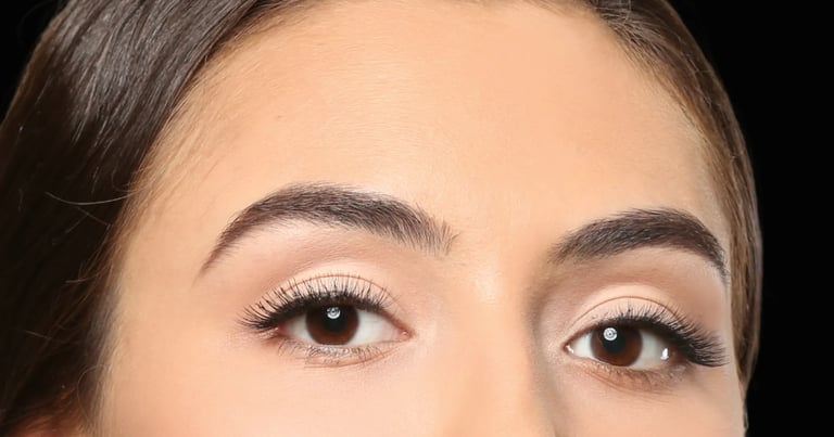 Imagen de ejemplo de EXTENSIONES DE PESTAÑAS clásicasImagen de ejemplo de EXTENSIONES DE PESTAÑAS cl