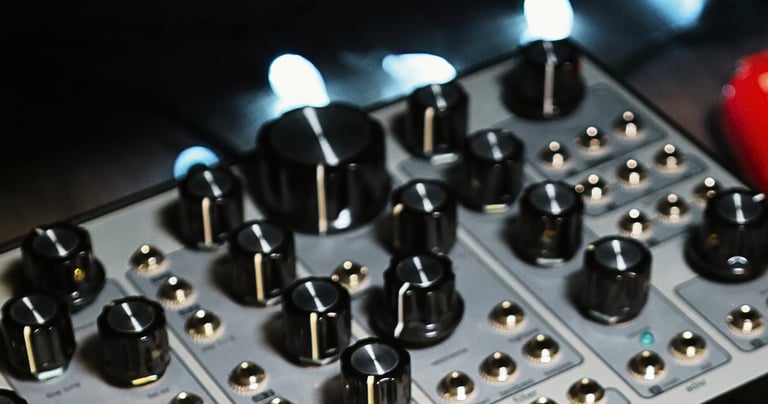 SU Sonics. Recording and Production Studio. 
