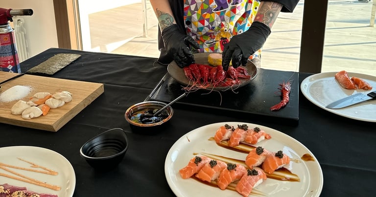 un xef privat cuinant i fent Show cooking