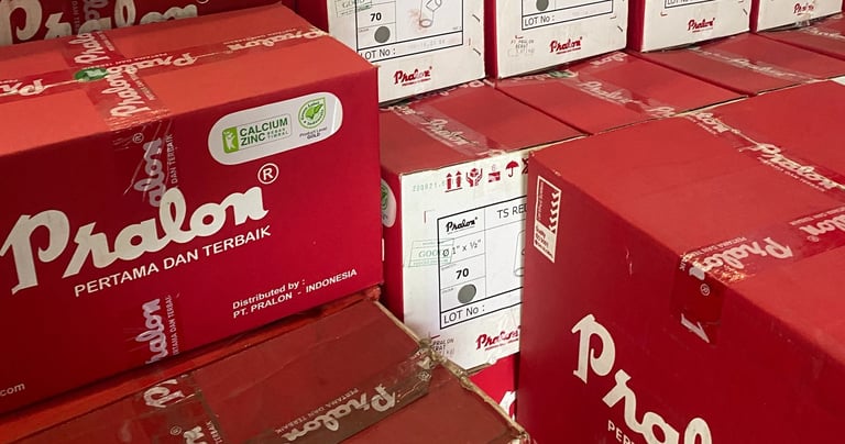 a bunch of boxes with a red box on top Fitting Fittings Knee Distributor Pralon