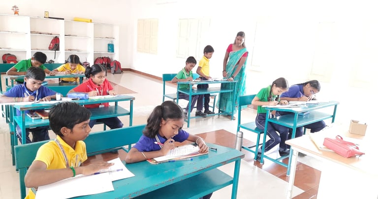 Kids attending Handwriting and Spoken English classes at Little Cubs Learning Academy