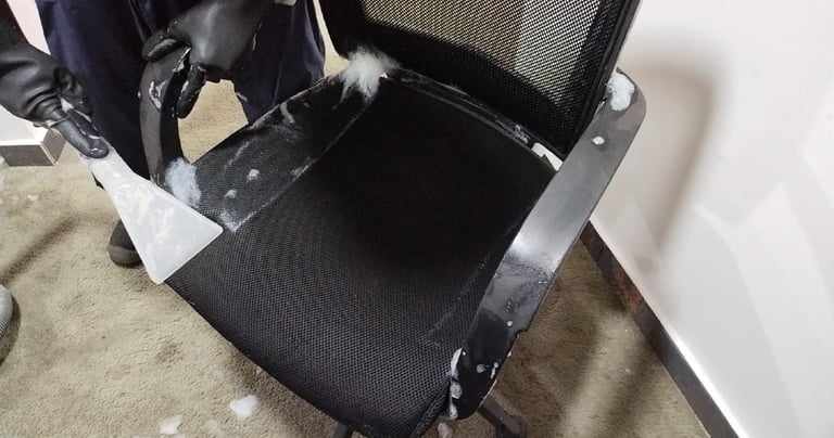 Lavado de sillas de oficina en Ibagué