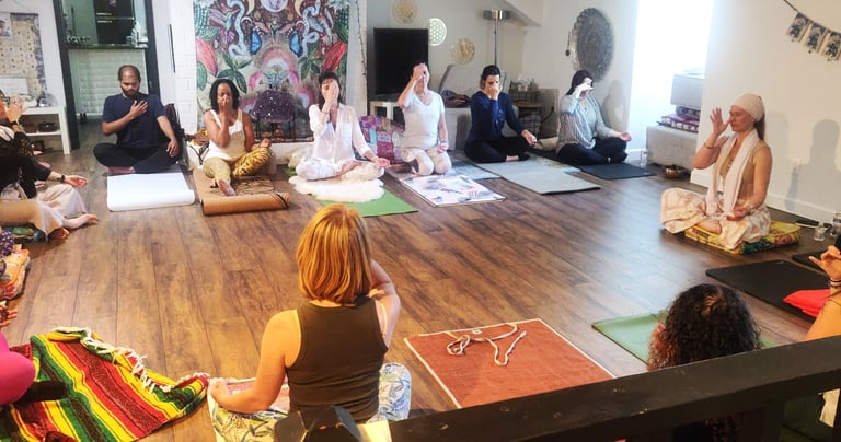 Classes on holistic learning