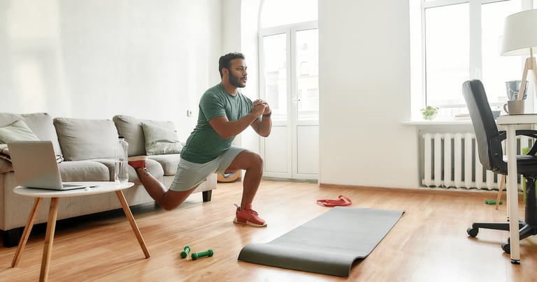 a man is doing a squat squat squat squat squat squat squat squat squat squat squat