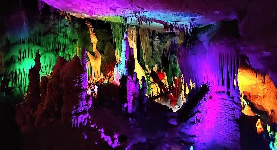 Chattanooga, TN - The thrilling, lighted caverns at Raccoon Mountain