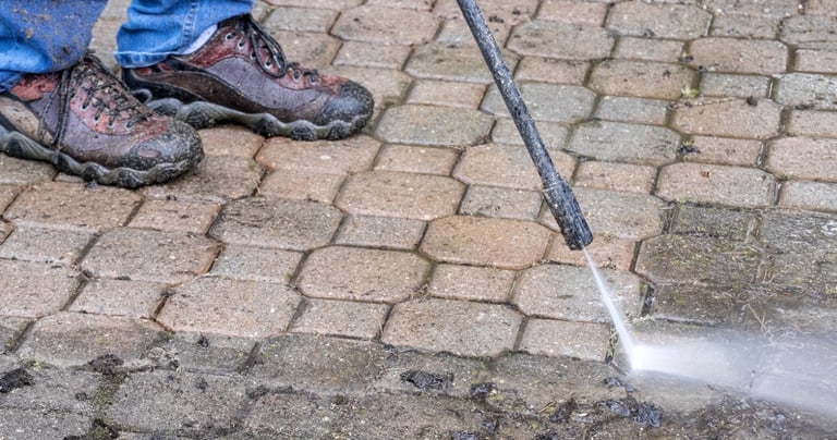 Nettoyage allée extérieur La Rochelle