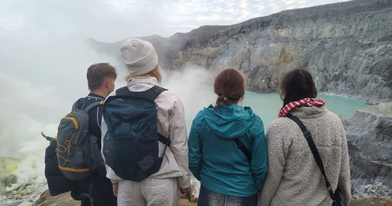 ijen crater sunrise view