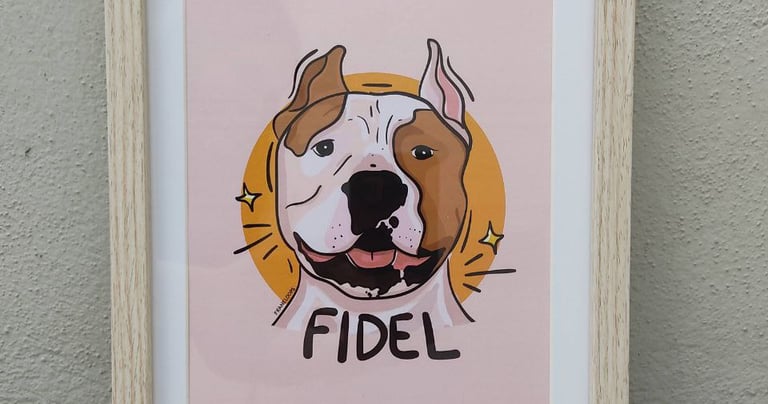 Ilustración personalizada de perro pitbull enmarcada.