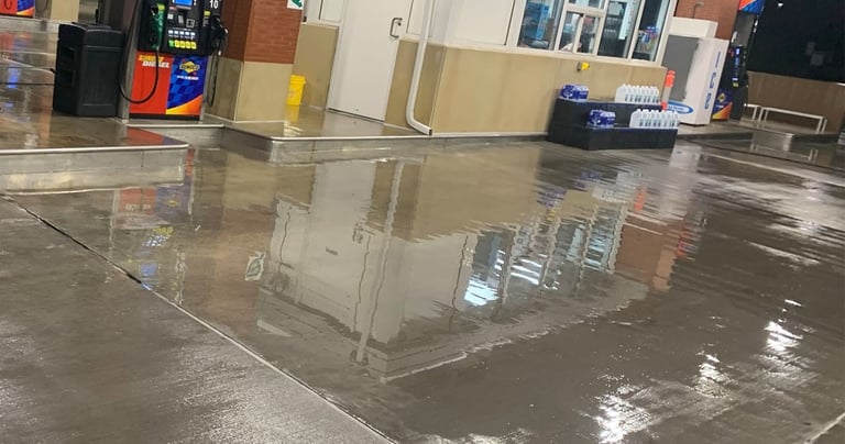 GAS STATION CONCRETE SURFACE PRESSURE CLEANING