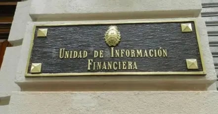 Defensa administrativa y judicial ante la UIF Argentina