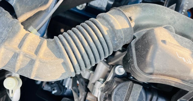 Image of an air filter hose