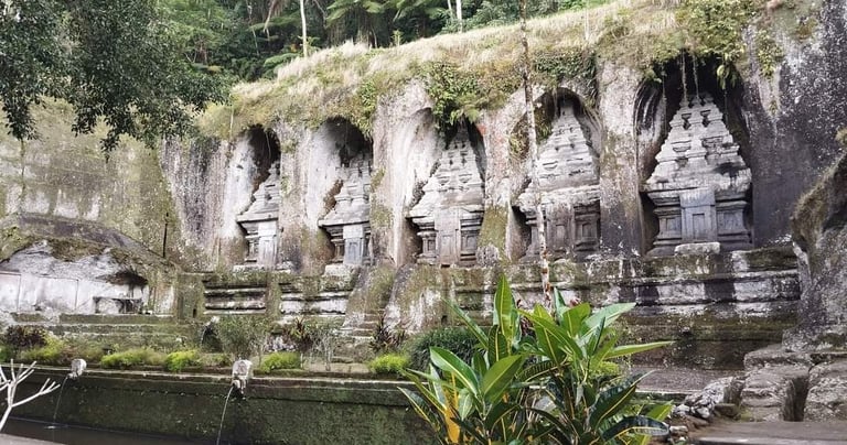 gunungkawi tampaksiring