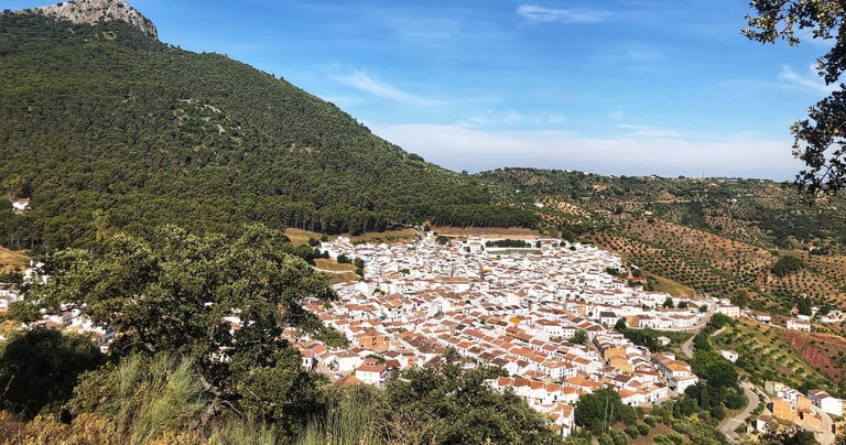Vista desde lejos del Pueblo del Gastor, Cadiz