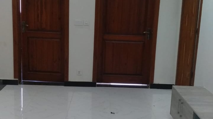 roshan marketing flate main room in bahria town rawalpindi