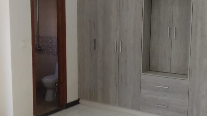 roshan marketing flate main room in bahria town rawalpindi
